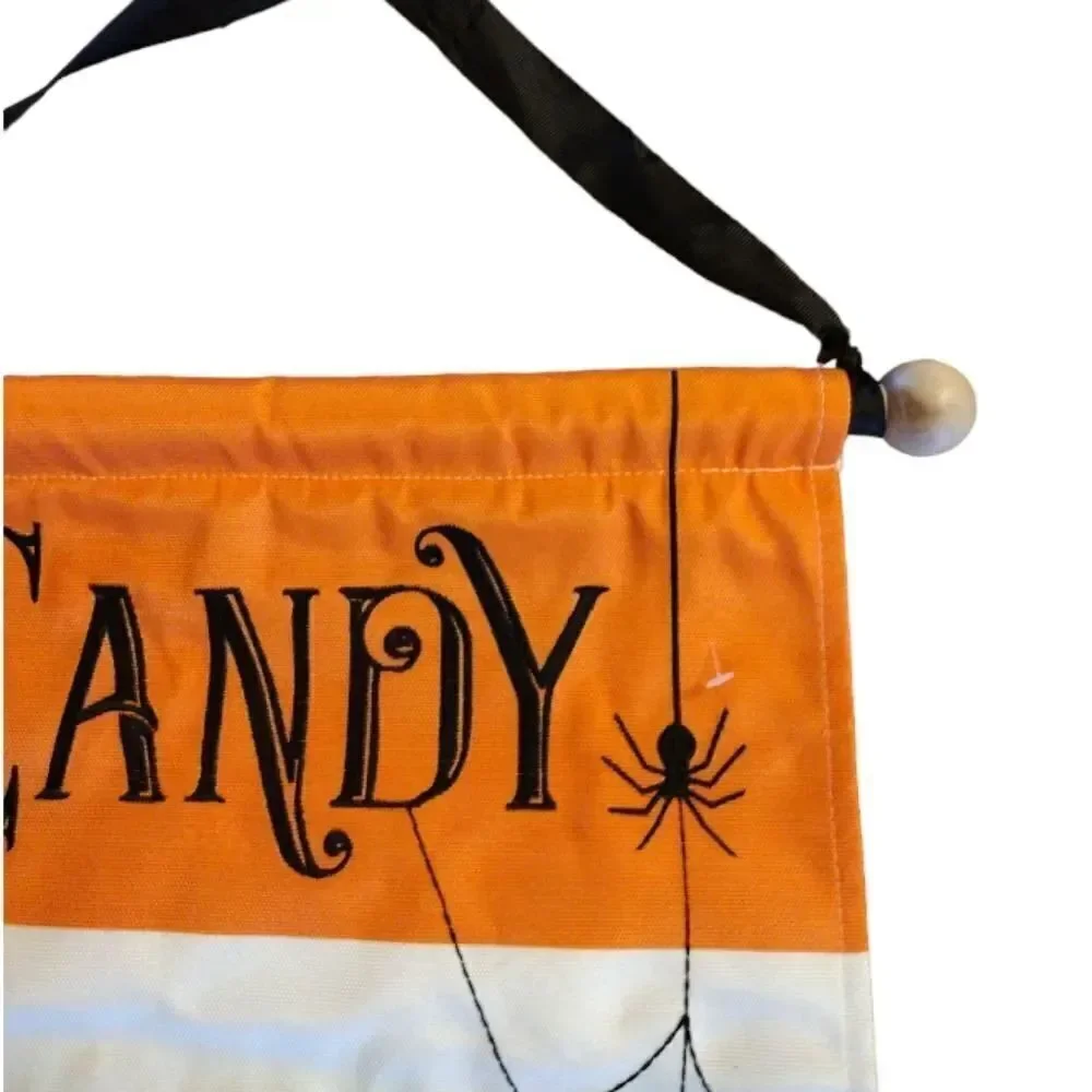 Retro Halloween Themed Pot Holders Dish Mat And Tapestry Kitchen Lot NWT‎